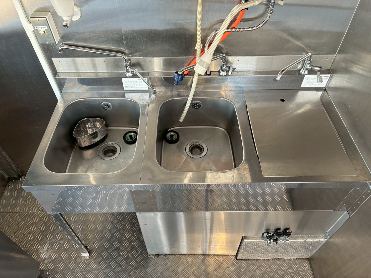 2槽シンク+手洗いシンク