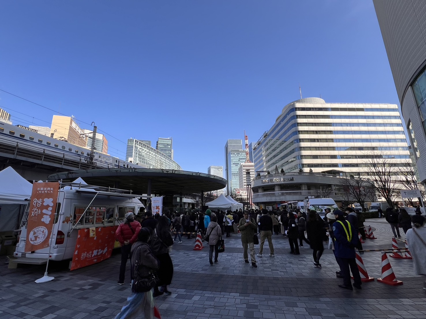 活用事例：宮崎物産展 有楽町駅前広場