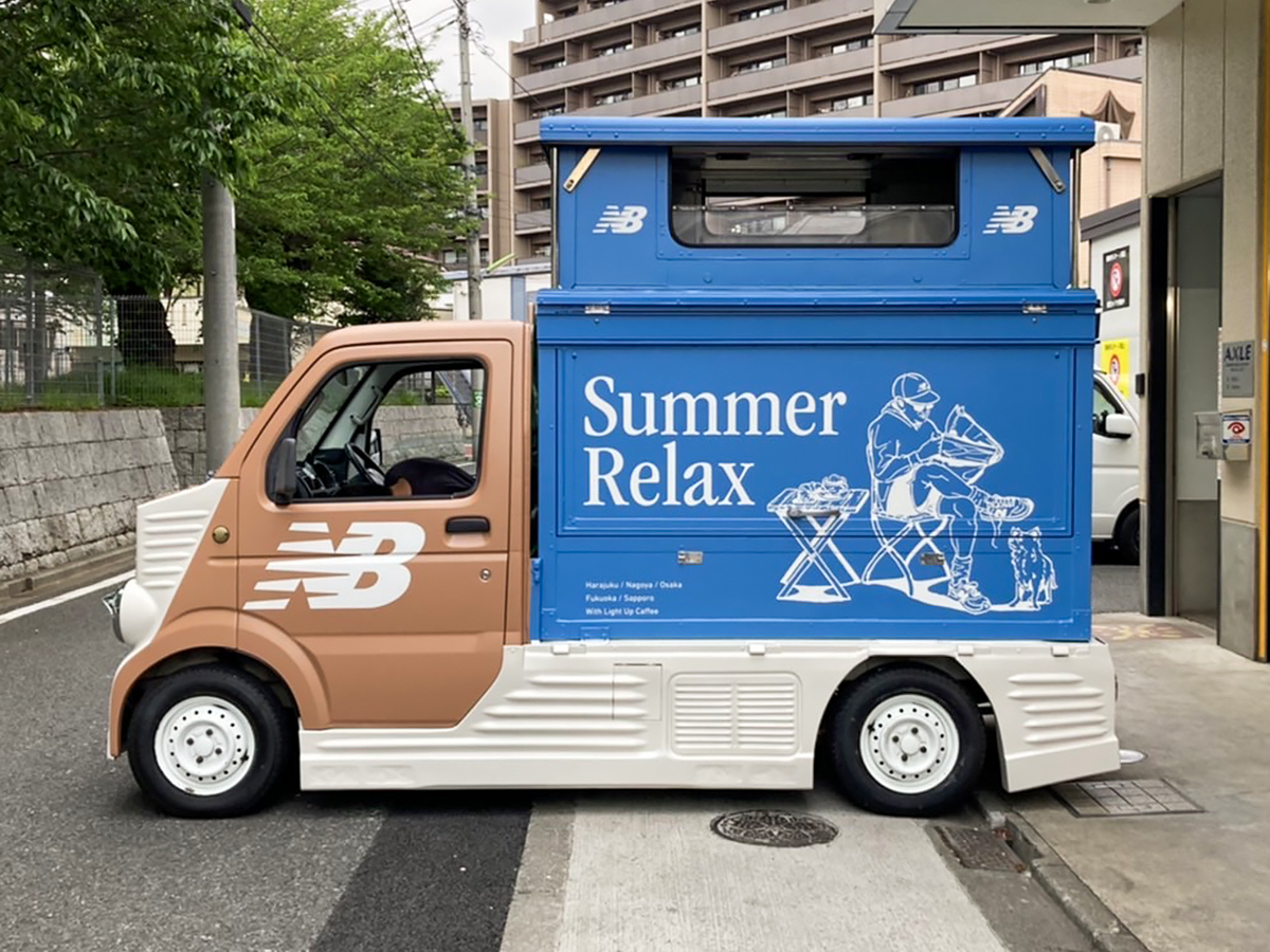 キッチンカーのラッピング例