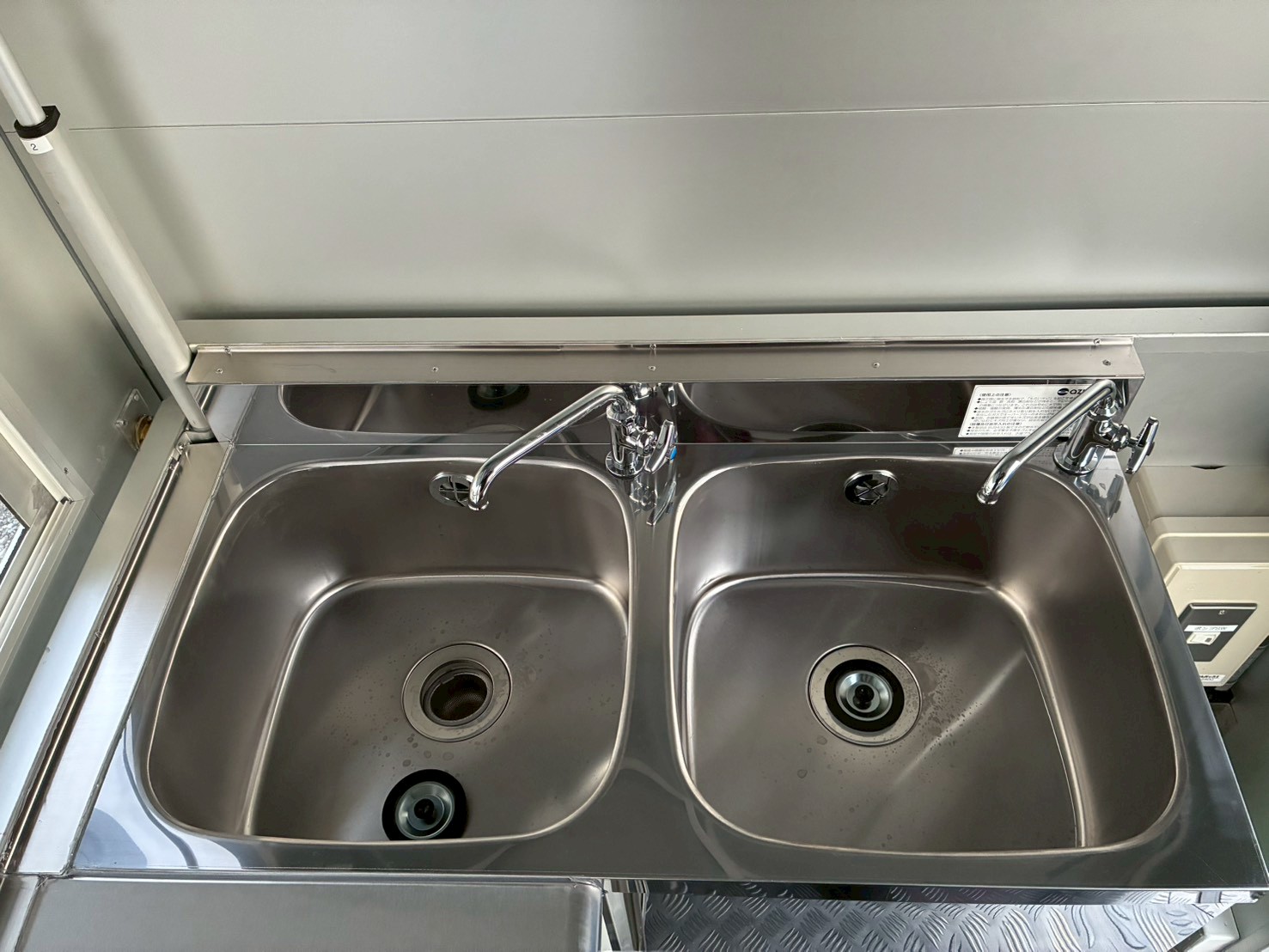 1槽シンク+手洗いシンク